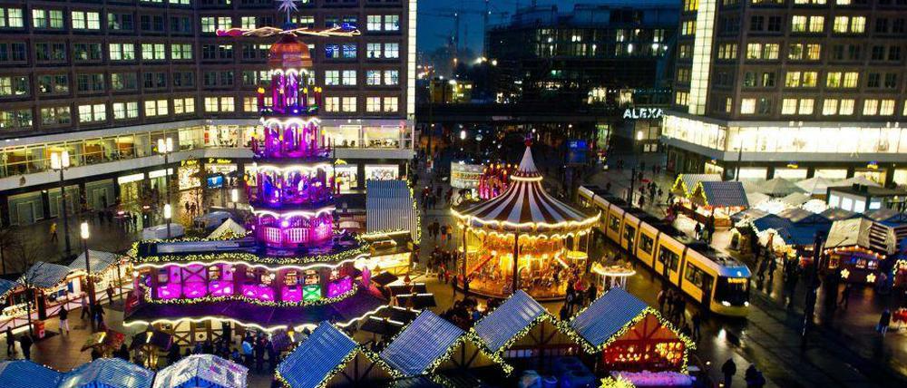 Der Weihnachtsmarkt am Alexanderplatz ist wahrscheinlich auch nicht so, wie ihn sich Hatice Akyün wünscht.