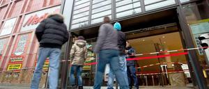 Da geht's lang - aber normalerweise bitte nicht per Auto.