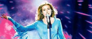 Verbeugung vor der arabischen Kultur. Jennifer Grout in der Castingshow.