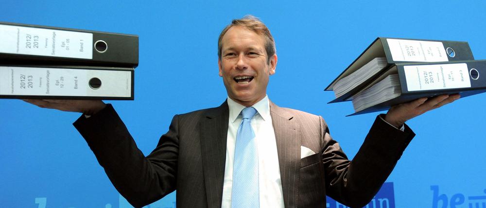 Finanzsenator Ulrich Nußbaum hat gut lachen: Auf den ersten Blick sieht beim Doppelhaushalt für 2014 und 2015 alles gut aus.