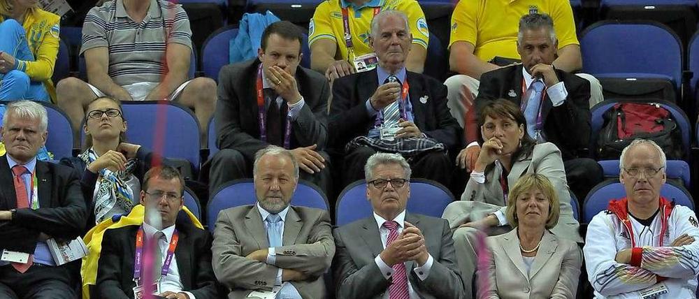 Einmaliger Besuch. Joachim Gauck (Mitte, 3. v. r.) begeisterte sich für die Olympischen Spiele in London 2012 – Sotschi aber will er fern bleiben.