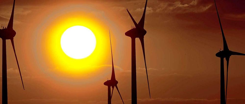 Die amtierende Bundesregierung verschärft den Konflikt mit der Europäischen Kommission rund um die Befreiung der deutschen Industrie von den Kosten der Energiewende.