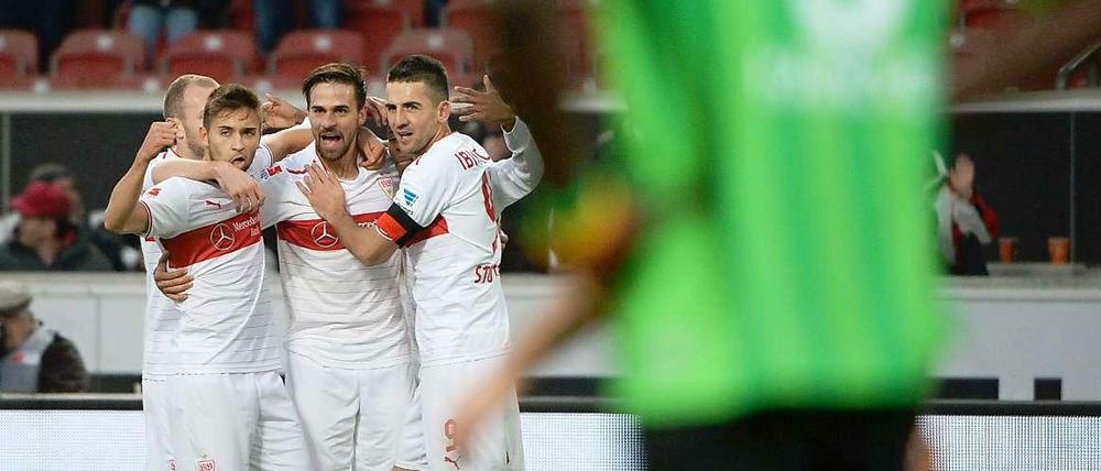 Harnik (3. v. r.) und Ibisevic (2. v. r.) trafen für den VfB.