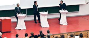 Präsident Steinbach (rechts) und Gegenkandidat Thomsen (links) beim Gespräch am Mittwoch abend in der TU.