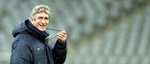 An der Hand abzählen. Manuel Pellegrini ist offensichtlich kein Einstein. 