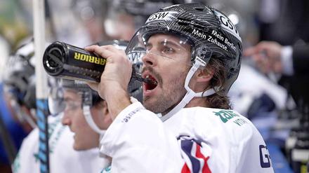 Immer mit der Ruhe. Mark Bell behält auf dem Eis meistens den Überblick.