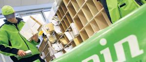 Die Beschäftigten fühlen sich von Pin unter Druck gesetzt und streiken. Das Unternehmen ist empört.