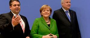 Gabriel, Merkel, Seehofer - nachdem sie den Koalitionsvertrag unterzeichnet hatten.