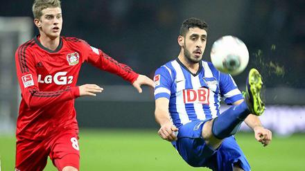 Ins Team geschlichen. Von Tolga Cigerci (rechts) wurde bei Hertha BSC nicht allzu viel erwartet. Inzwischen darf er sich als Stammspieler fühlen.