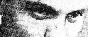 Franz Bobzien, 1906 in Hamburg geboren, Lehrer, in den letzten drei Jahren seines Lebens politischer Häftling im Konzentrationslager Sachsenhausen, wo er polnischen Jugendlichen half, die deutsche Sprache zu erlernen und den Lageralltag zu überstehen. 