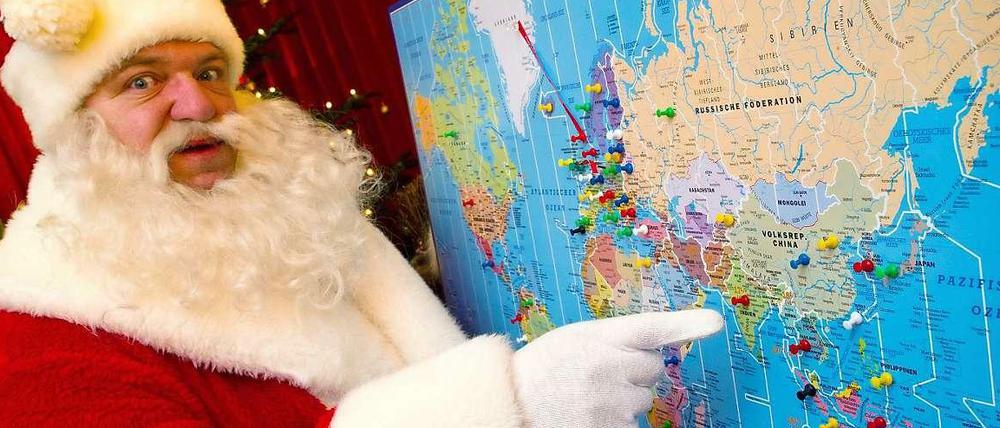 Sie haben Post. Im brandenburgischen Himmelpfort sind bislang 185.000 Weihnachtsbriefe eingetroffen. Wer die Adresse angibt, erhält einen Brief zurück.