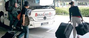 Abfahrt. Verbindungen von und nach Berlin sind besonders beliebt.