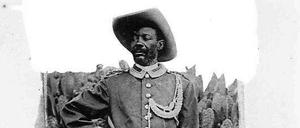 Der namibische Nationalheld Samuel Maherero in Uniform