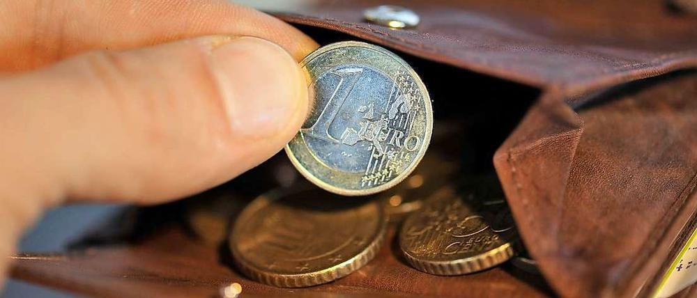Nach Abzug der Inflation hatten Arbeitnehmer im dritten Quartal 0,3 Prozent weniger Geld in den Taschen als ein Jahr zuvor.