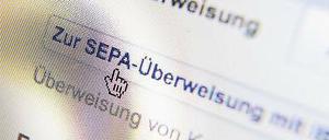 Die Iban ersetzt ab Februar die nationale Kontokennung. Foto: Angelika Warmuth/dpa