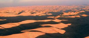 Archaisch schön. Angesichts der Negev-Wüste (hier in ihrem Süden) fühlt sich ein Mensch sehr klein.