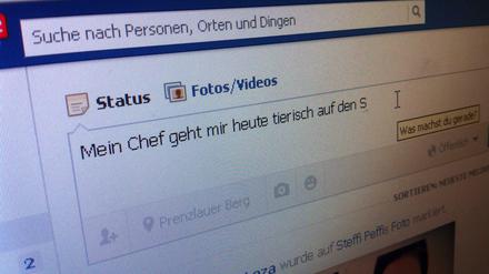 Soll ich's wirklich posten oder sag ich lieber Nein? Egal, Facebook weiß es trotzdem