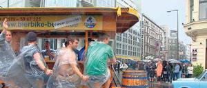 Immer dem Fasse nach. Die Bierbikes sind nicht bei jedem beliebt.