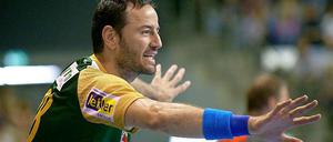 Iker Romero, 33, spielt seit 2011 bei den Füchsen. Am zweiten Weihnachtsfeiertag tritt der Spanier in der Bundesliga um 17.15 Uhr in der Max-Schmeling-Halle gegen Balingen an.