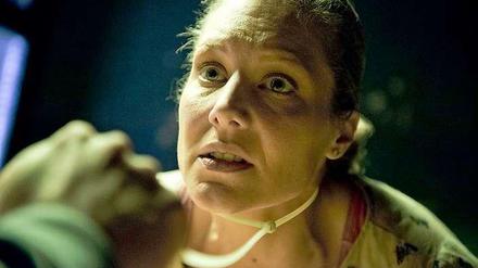 Tatort-Mitarbeiterin Franziska (Tessa Mittelstaedt) wird im Kölner „Tatort“ zur Geisel - Die "intensive" Darstellung brachte dem Krimi einen Platz im Spätprogramm.