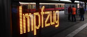 A so-called ‘Impfzug’ (vaccination train) operated by Berliner S-Bahn is pictured in Gruenau near Berlin on August 30, 2021.