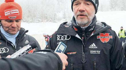 Gefragter Mann. Franz Steinle, 64, ist der neue starke Mann des DSV. Der Jurist unterstützt die Entwicklung neuer Sportarten. Foto: dpa