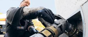 Tank und Teller. Eine Heizöllieferung war 2013 im Schnitt günstiger als im Vorjahr. Lebensmittel waren teurer als 2012.