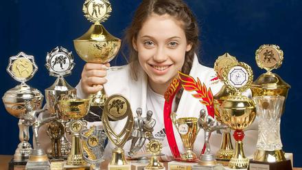 Und noch eine Trophäe: Alicia Brückner ist Berlins Nachwuchssportlerin des Monats Januar.