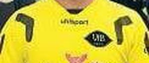 Fester Halt. Keeper Faqiryar sicherte Afghanistan die Südostasien-Meisterschaft. Foto: dpa