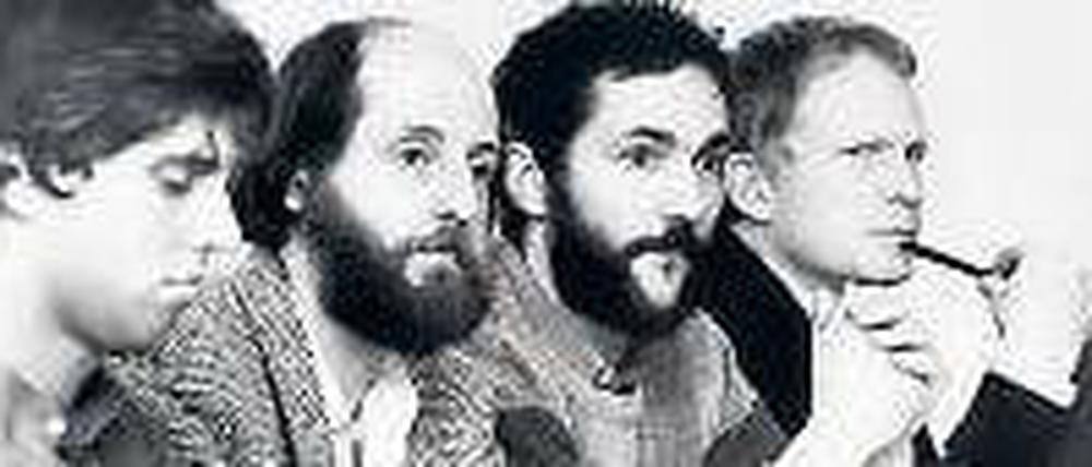 Vom Aktivisten zum Minister. Für Umweltschützer Matthias Platzeck (2.v.r.) und seine Mitstreiter nahm das Jahr 1989 einen rasanten Verlauf. Foto: p-a/dpa; Quelle: ADN