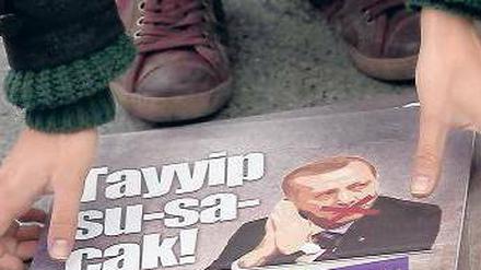 Buhmann: Immer wieder gibt es Proteste gegen Ministerpräsident Erdogan. Foto: dpa