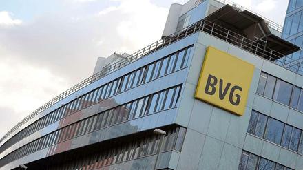 Streit um Millionen: Die BVG kämpft vor Gericht gegen die US-Bank JP Morgan