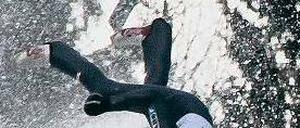 Schlimmer Sturz. Thomas Morgenstern liegt auf der Intensivstation. Foto: AFP