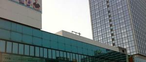 Hässlich, aber zentral: Der Alexanderplatz steht durchaus noch vor architektonischen Herausforderungen.