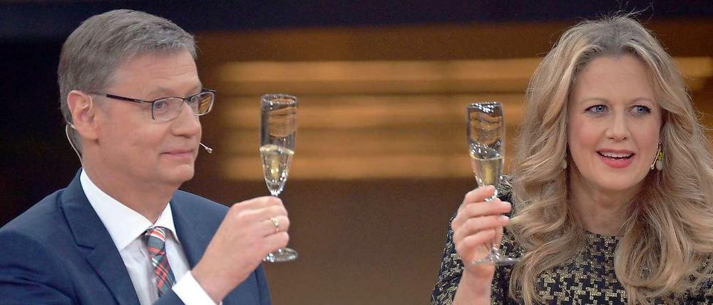 Prost! Günther Jauch darf demnächst auf seine Vertragsverlängerungen anstoßen, weniger Sendungen fürs gleiche Geld.