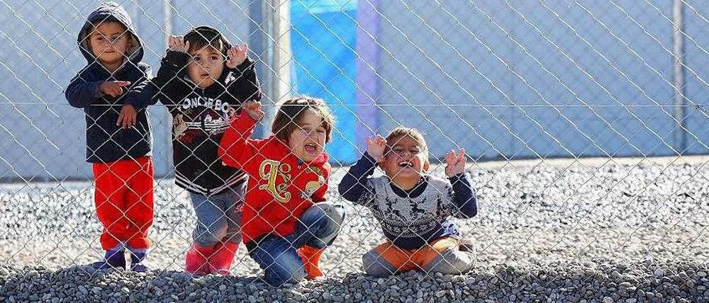 Flüchtlingskinder aus Syrien, hier in einem Camp im Nordirak, werden auch demnächst in Steglitz-Zehlendorf untergebracht werden