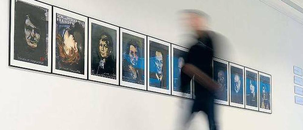 So sieht sie aus, die umstrittene Bilderschau im neuen Brandenburger Landtag.