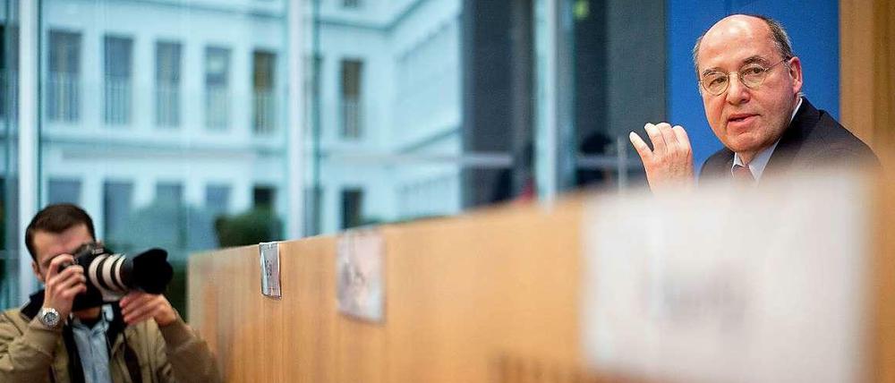 Gregor Gysi am Freitag vor der Bundespressekonferenz