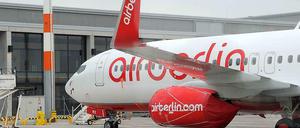 Air Berlin hat die Flughafengesellschaft auf mindestens 48 Millionen Euro Schadenersatz verklagt.
