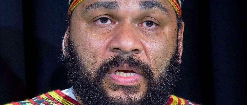 Der Komiker Dieudonné - mit vollem Namen Dieudonné M’bala M’bala - während einer Aufführung. 