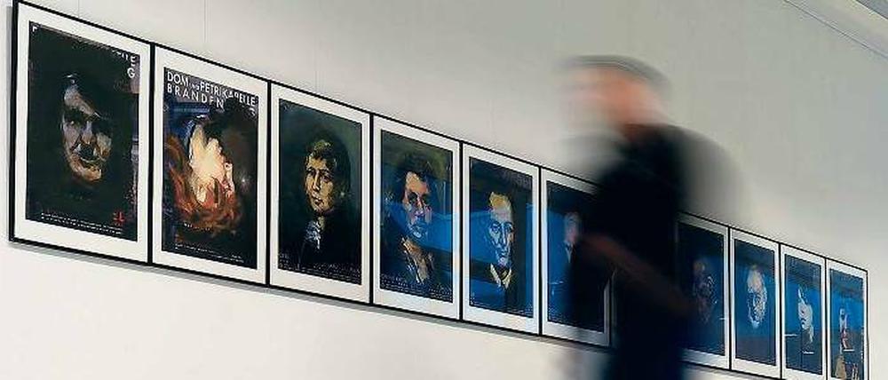 Der Landtag hat seinen neuen Sitz noch nicht mal richtig in Betrieb genommen, da gibt es schon Streit um eine Porträtgalerie.