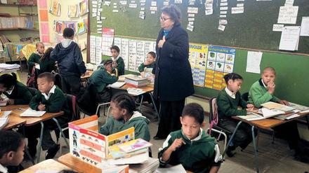 Für die Schulen ist es nicht einfach, gemeinsame Unterrichtsprojekte zu entwickeln, wenn sie auf unterschiedlichen Erdteilen liegen. 