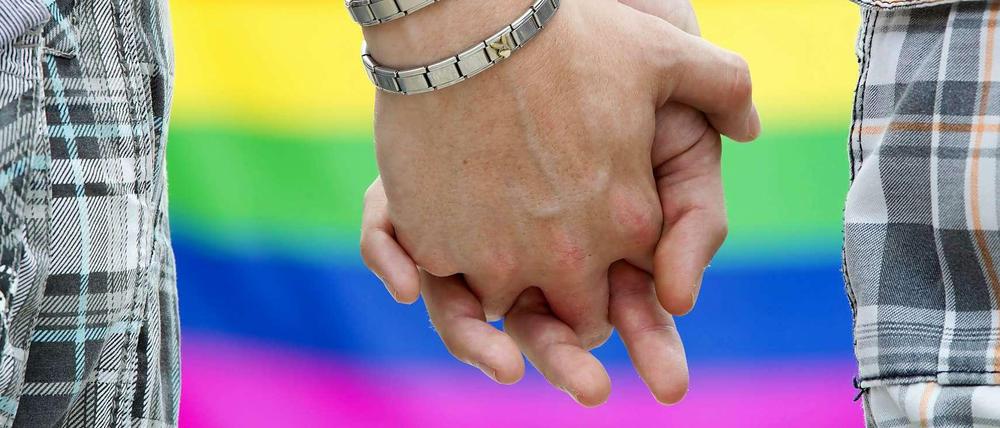"Zwischen der sexuellen Orientierung und Identität einerseits und sexuellen Praktiken andererseits liegt ein himmelweiter Unterschied."