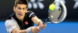 Novak Djokovic streckte sich gegen Stanislas Wawrinka. Zum Sieg reichte es dennoch nicht.