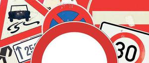 Wirrwarr. Viele Regeln sind bekannt, manche in Vergessenheit geraten, andere kaum bekannt. Hier werden einige erklärt.