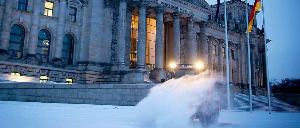 Abgebürstet. Nicht auf allen Wegen funktioniert der Winterdienst. Aber die Änderungen im Straßenreinigungsgesetz zeigen Wirkung.