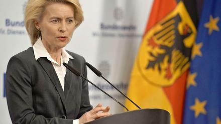 "Die Lage in Afrika ist ernst." Das sagte Verteidigungsministerin Ursula von der Leyen am Montagabend in Berlin, bevor sie sich nach Paris verabschiedete. 