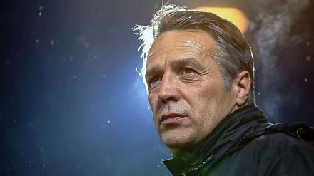 Trainer Uwe Neuhaus traut seinem Kader viel zu.