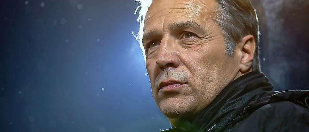 Trainer Uwe Neuhaus traut seinem Kader viel zu.