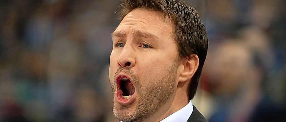 Jeff Tomlinson musste im Training vor dem Spiel gegen Hamburg laut werden.